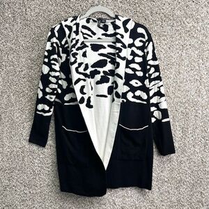 Ethyl Sweater Womens Medium Black & White Leopard Print Knit Open Front Cardigan
